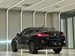 2022 BMW X4 25i M, чёрный — фото 9