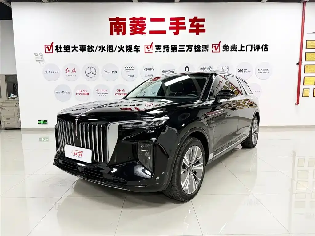 2022 Hongqi E-HS9 690km