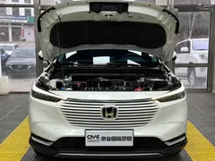 2023 Honda Vezel 1.5L CVT Pioneer, белый — фото 9