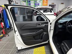 2023 Honda Vezel 1.5L CVT Pioneer, белый — фото 16