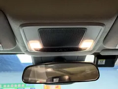 2023 Honda Vezel 1.5L CVT Pioneer, белый — фото 21