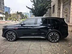 2024 Hongqi HS7 2.0T PHEV 4WD 7, чёрный — фото 3