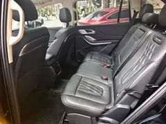 2024 Hongqi HS7 2.0T PHEV 4WD 7, чёрный — фото 10