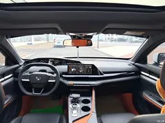 2022 Changan UNI-V 1.5T Sport, белый — фото 4