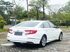 2021 Honda Accord 260TURBO Luxury Starry Sky Limited, белый — фото 9
