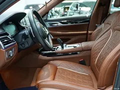 2022 BMW 7 Series 740Li xDrive Executive M Sport Package, чёрный — фото 3
