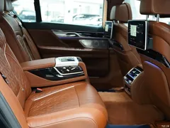 2022 BMW 7 Series 740Li xDrive Executive M Sport Package, чёрный — фото 13