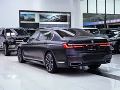 2022 BMW 7 Series 740Li xDrive Executive M Sport Package, чёрный — фото 20