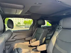2023 Toyota Granvia 2.5L Hybrid Flagship VIP, чёрный — фото 11