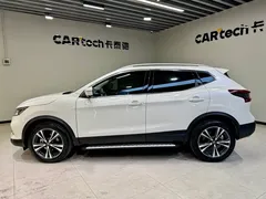 2022 Nissan Qashqai 2.0L CVT XV Prem Luxury, белый — фото 7