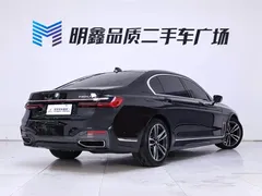 2019 BMW 7 Series 730Li M Sports Package, чёрный — фото 7