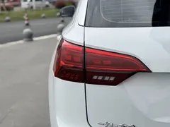 2022 Volkswagen Tayron 380TSI 4WD R-Line, белый — фото 9