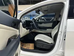 2023 Kia Shibo Extension 2.0L HEV 2WD Premium, белый — фото 5