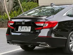2018 Honda Accord 260TURBO Luxury VI, чёрный — фото 23