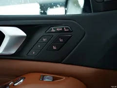 2021 BMW X7 xDrive40i Exclusive Luxury Package, чёрный — фото 9