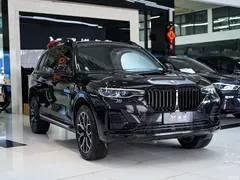 2021 BMW X7 xDrive40i Exclusive Luxury Package, чёрный — фото 20