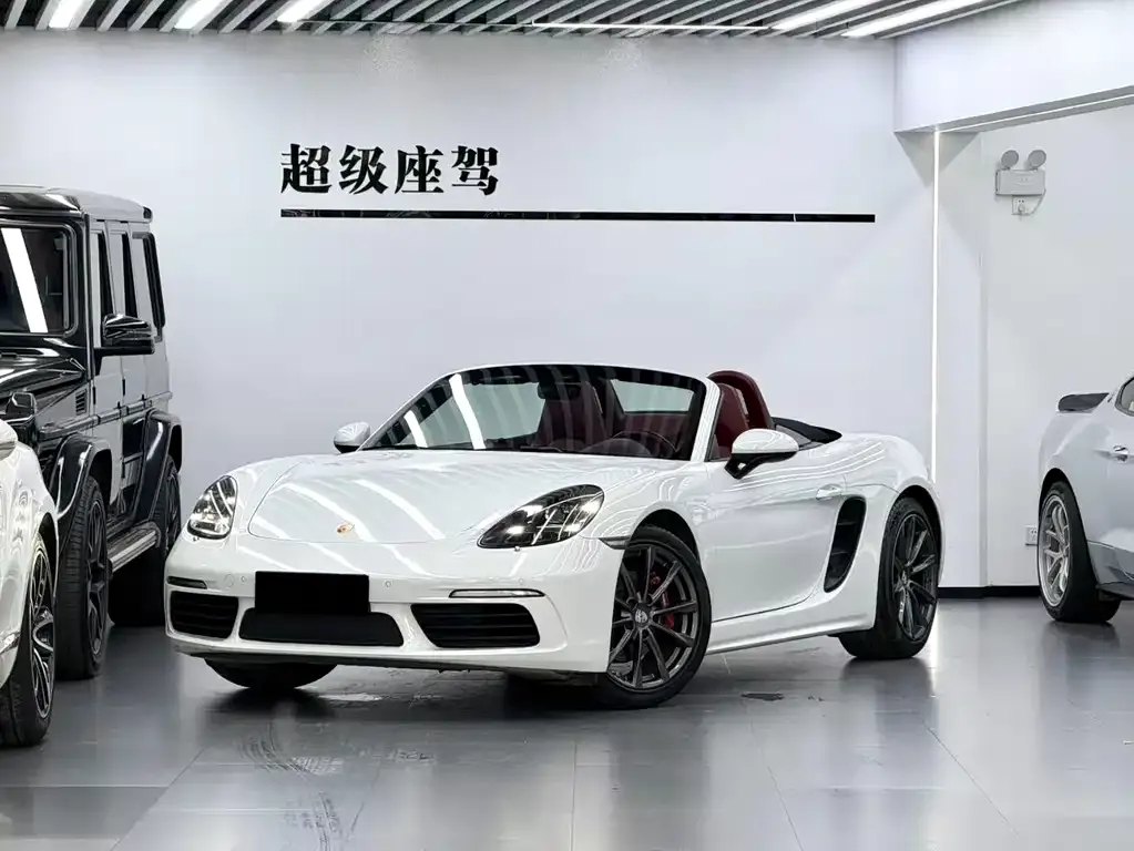 2022 Porsche 718 Boxster 2.0T