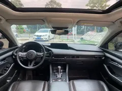 2021 Mazda 3 2.0L AT, белый — фото 5
