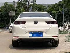 2021 Mazda 3 2.0L AT, белый — фото 9