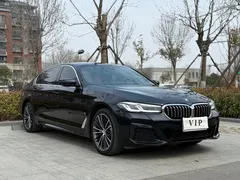 2022 BMW 5 Series 5 530Li M, чёрный — фото 3