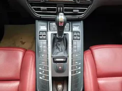 2021 Porsche Macan 2.0T, белый — фото 11