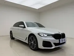 2021 BMW 5 Series 5 530Li xDrive M, белый — фото 3