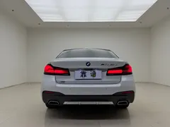 2021 BMW 5 Series 5 530Li xDrive M, белый — фото 5