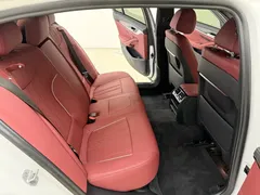 2021 BMW 5 Series 5 530Li xDrive M, белый — фото 17
