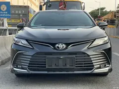 2023 Toyota Camry 2.5G Luxury, чёрный — фото 2