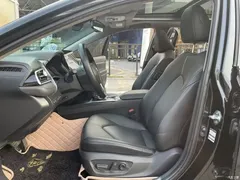 2023 Toyota Camry 2.5G Luxury, чёрный — фото 4