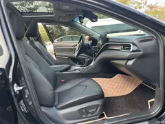 2023 Toyota Camry 2.5G Luxury, чёрный — фото 8