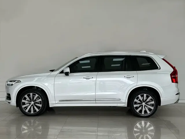 2021 Volvo XC90 7-seat