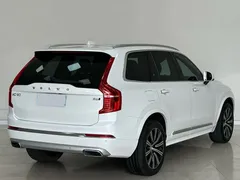 2021 Volvo XC90 B6 Luxury 7, белый — фото 7