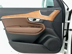 2021 Volvo XC90 B6 Luxury 7, белый — фото 18