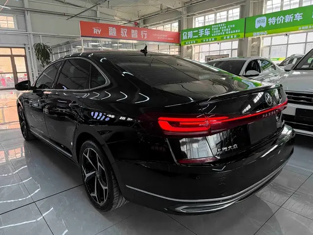 2022 Volkswagen Passat 280TSI Elite