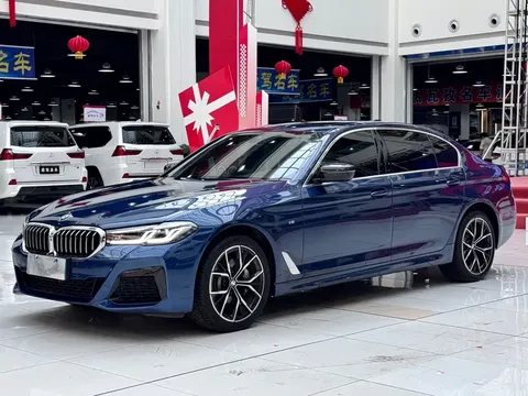 2022 BMW 5 Series 5 530Li M