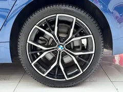 2022 BMW 5 Series 5 530Li M, синий — фото 8