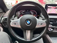 2022 BMW 5 Series 5 530Li M, синий — фото 15