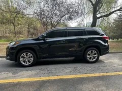 2021 Toyota Highlander 2.0T 4WD Elite 7, чёрный — фото 7