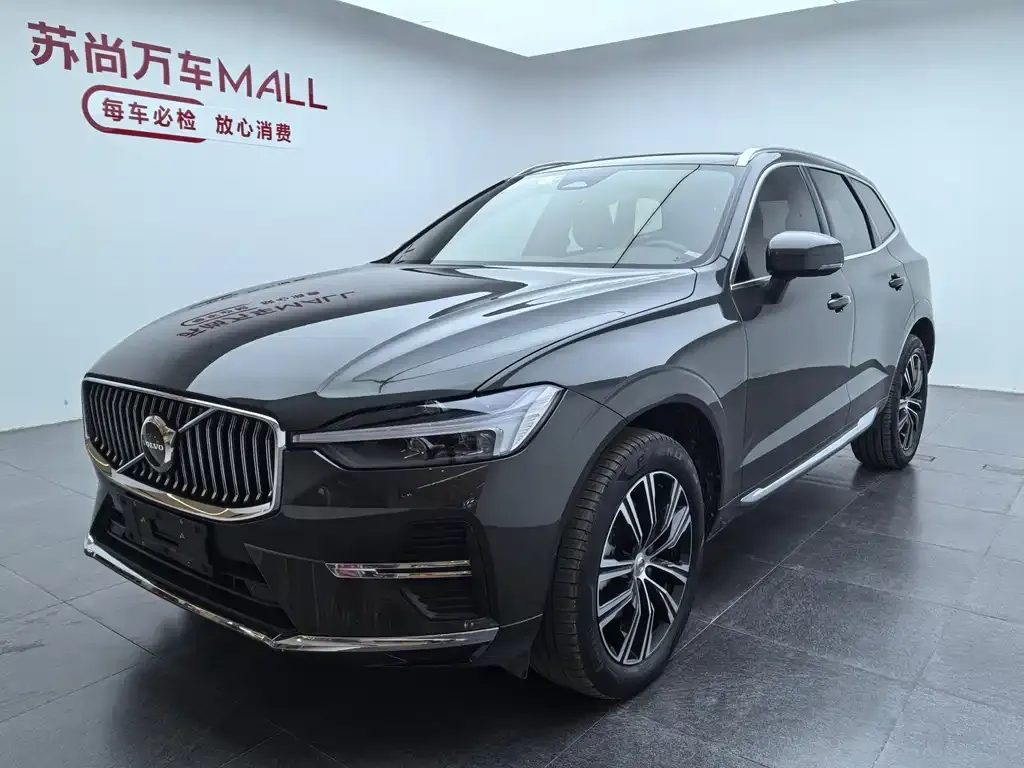 2022 Volvo XC60 4WD Luxury