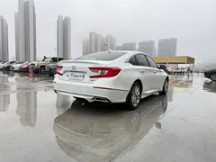 2018 Honda Accord 260TURBO Elite VI, белый — фото 4