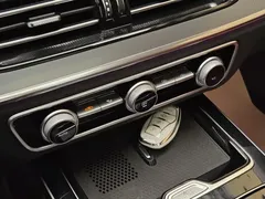 2023 Hongqi HS5 2.0T 4WD Pro, белый — фото 17