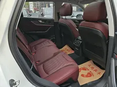 2023 Hongqi HS5 2.0T 4WD Pro, белый — фото 29