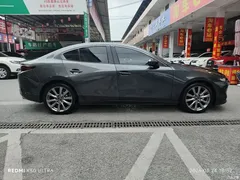 2022 Mazda Axela 2.0L AT quality and elegance — фото 4
