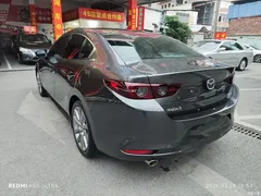 2022 Mazda Axela 2.0L AT quality and elegance — фото 7