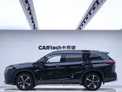 2021 Toyota Crown Kluger 2.5L HEV 4WD Premium — фото 2