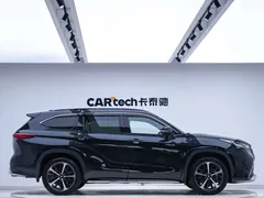 2021 Toyota Crown Kluger 2.5L HEV 4WD Premium — фото 3