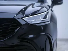 2021 Toyota Crown Kluger 2.5L HEV 4WD Premium — фото 8