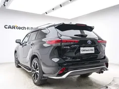 2021 Toyota Crown Kluger 2.5L HEV 4WD Premium — фото 18