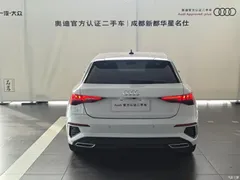 2021 Audi A3 Sportback 35 TFSI aggressive sports version, белый — фото 2